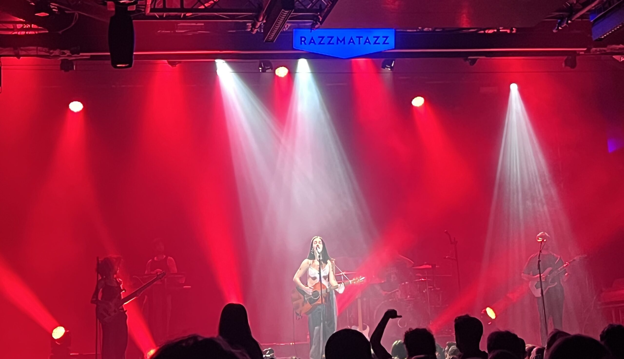 Suu, energía pura en la Razzmatazz